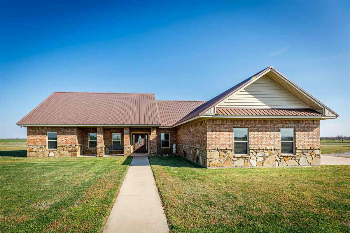 12323 STATE HIGHWAY 36, FAXON, OK 73540, photo 1 of 33