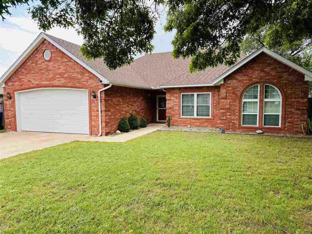 206 NW 5TH ST, CACHE, OK 73527, photo 1 of 16